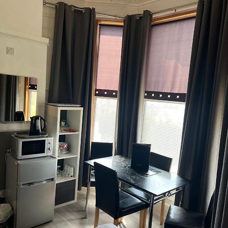 Mccoinnich Rooms Dundee Eksteriør bilde